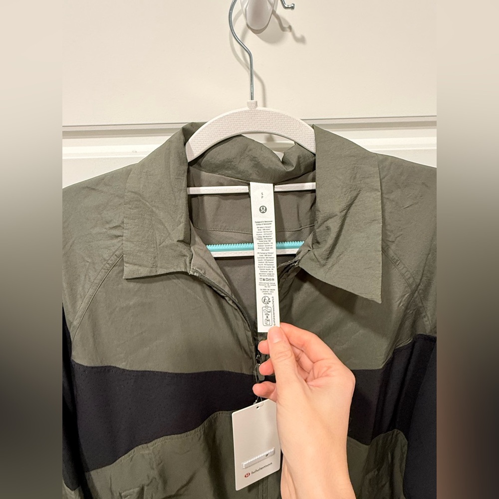 Lululemon | Nylon Colorblock Collard Jacket - Picture 11 of 12